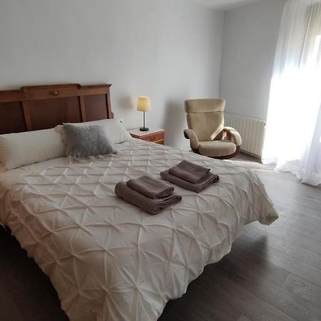 Apartaments Rurals Cal Parro, Batea Exterior foto